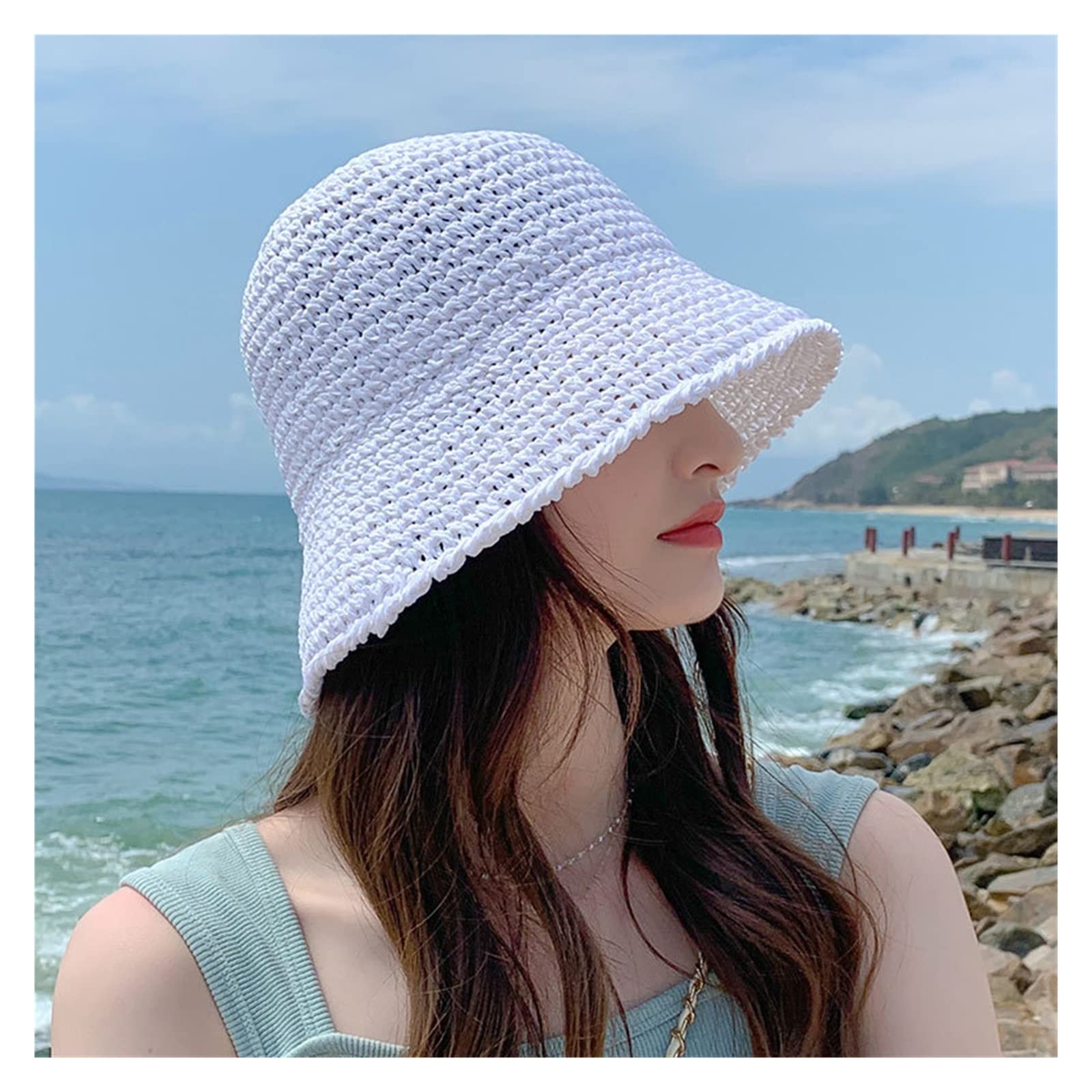 Chapeau de paille femme élégant et ajouré pour une protection solaire raffinée