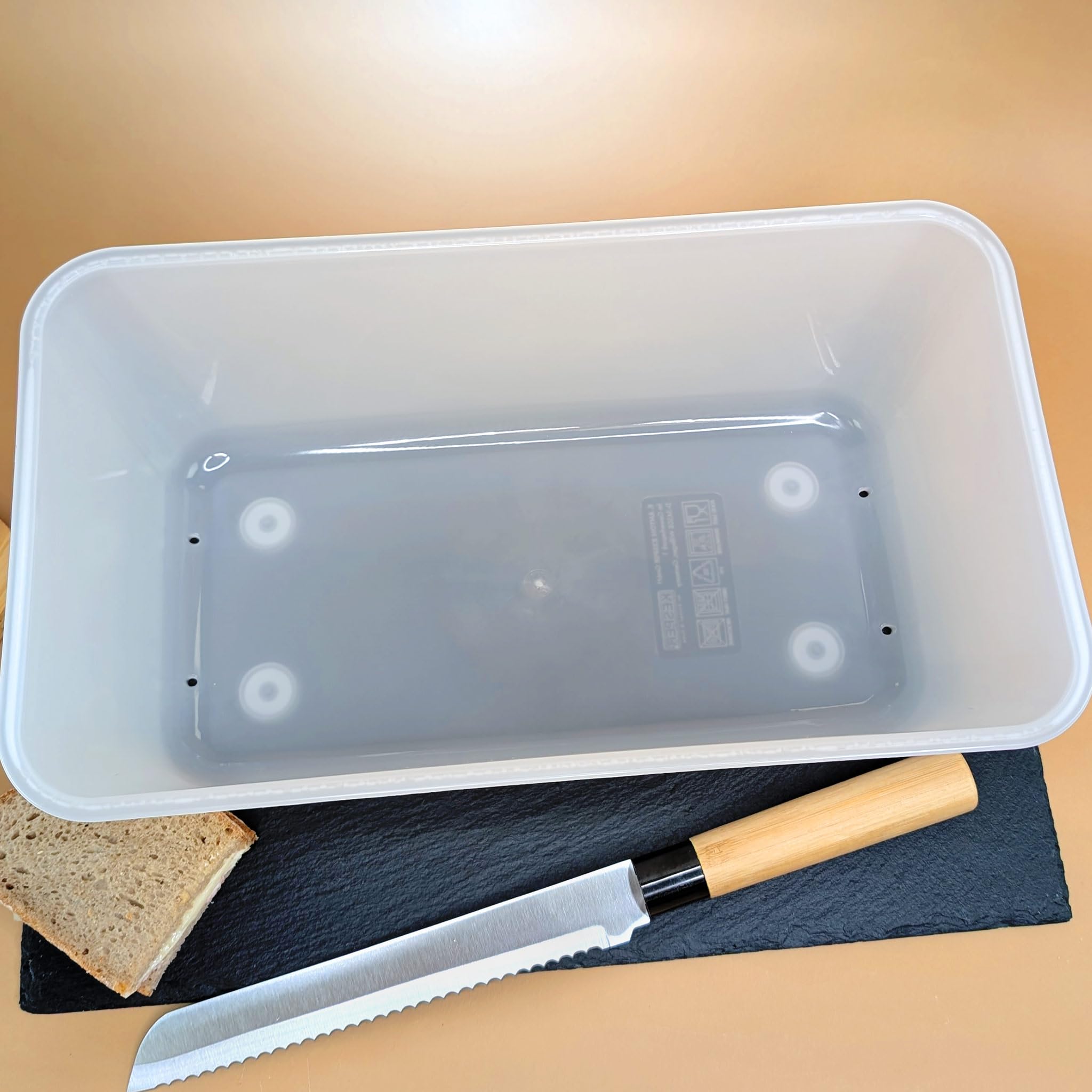 Herz & Heim® Personalisierter Brotkasten mit Bambus Schneidebrett & Brotmesser – Gravur oder Druck – verschiedene Motive – Brotbox mit Deckel – Geschenk für Paare & Familien (Brotzeit)