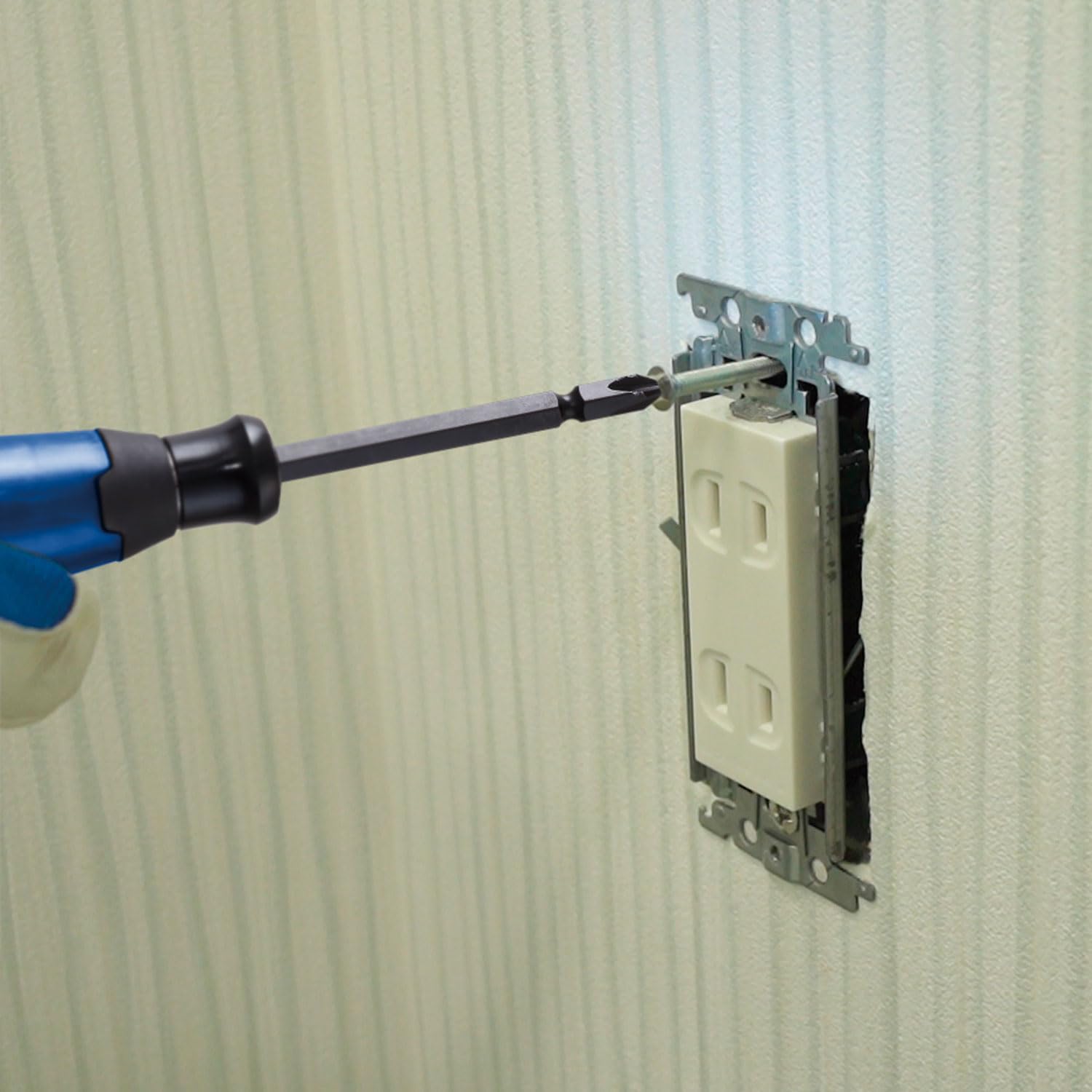 Vessel 220USB-P1BL Electric Ball Grip Screwdriver Plus Premium 3-Level Switching Mode, Limited Color (Blue) with 1 Bit