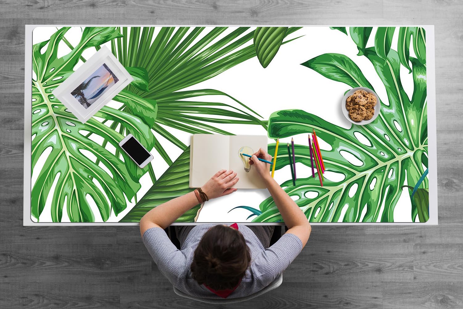 Tappetino da Scrivania 120x60 cm Protezione e Decorazione in Vinile PVC Antiscivolo Impermeabile Facile da Pulire Superficie Protettiva per Ufficio e Casa - Monstera