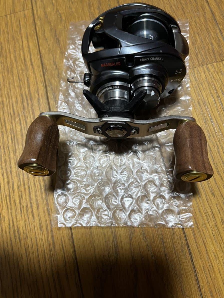 Amazon.co.jp: DAIWA ダイワ スティーズ クレイジークランカー 1016 左