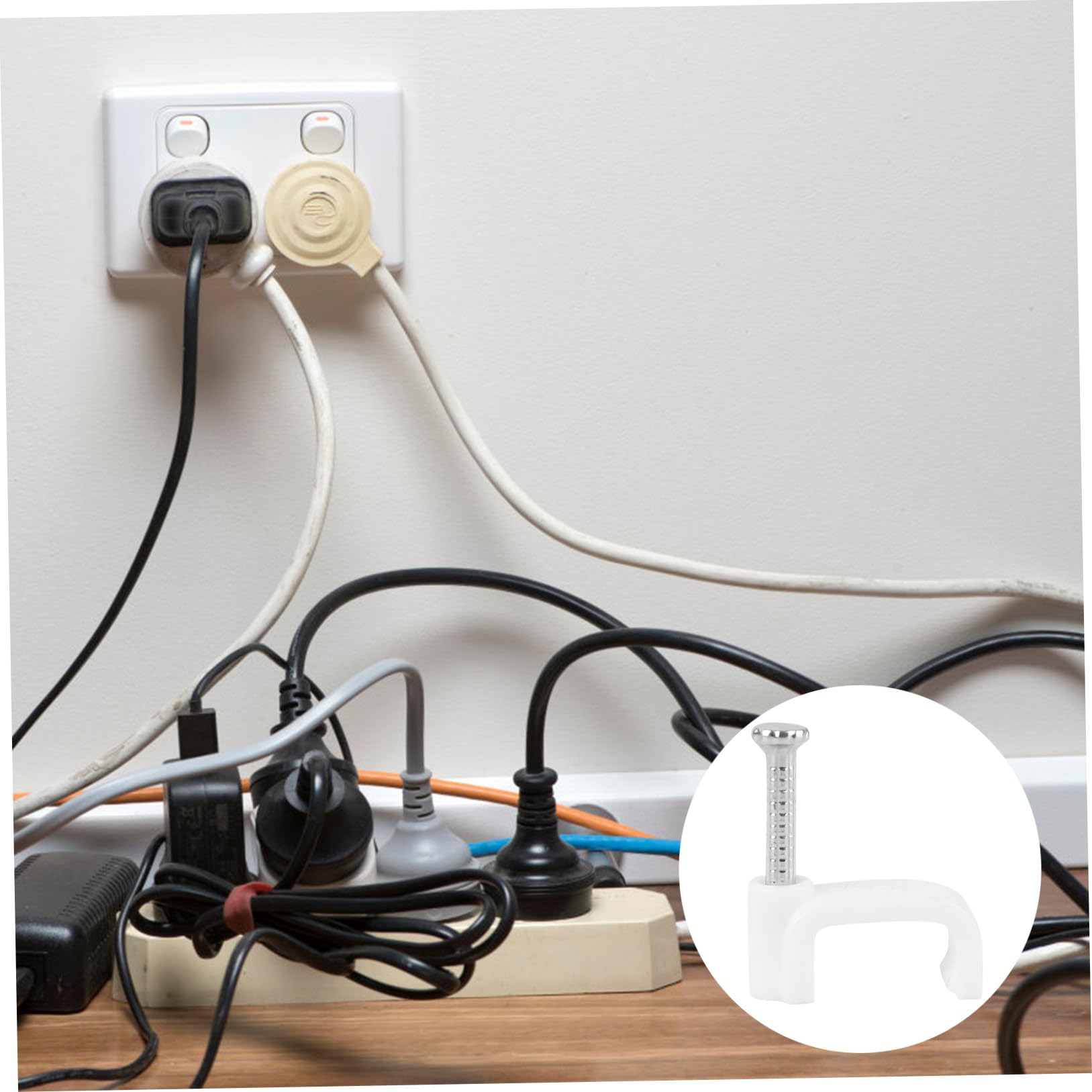 Clip Cavi Elettrici Quadrati 12mm Rinforzati, 5 Confezioni | Pe e Acciaio, Bianco, per Tv Wire e Cable, Ufficio e Casa, Resistente alla Corrosione, Facile da Installare
