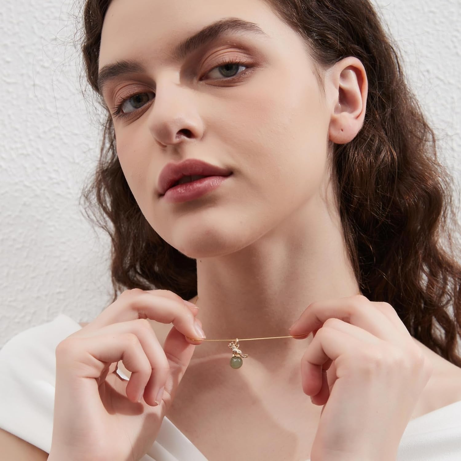 Natural Hetian Jade Necklace for Women, Dainty Green Jade Cat Animal Charm Pendant Adjustable Choker Necklace Jewelry Chain Gift for Mom Lover Her (925 Sterling Silver with Gold Plated) - Image 5