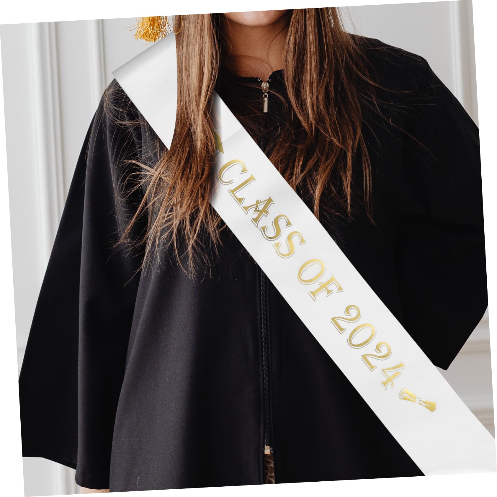 NOLITOY Graduation Stoles Class of 2024 Sash Senior Graduation Silver Letters Adjustable Shoulder Strap for Graduation Etiquette Versatile Sash for Formal Occasions