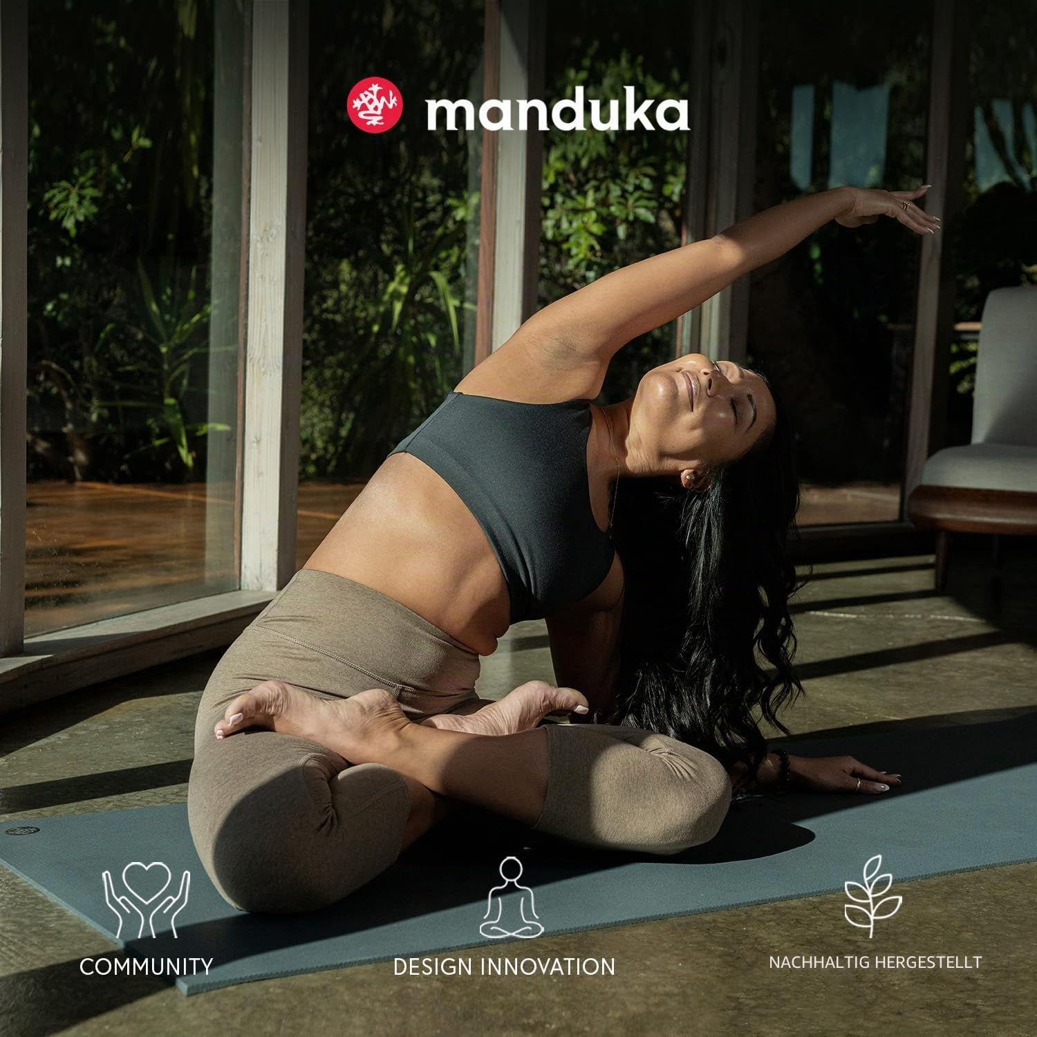Manduka Enlight Yoga Bolster, Midnight