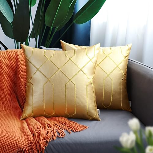 Miniatura 2 de BRAWARM Fundas de almohada de cuero 20 x 20 pulgadas - Juego de 2 fundas de almohada de cuero sintético dorado - Fundas de almohada decorativas con