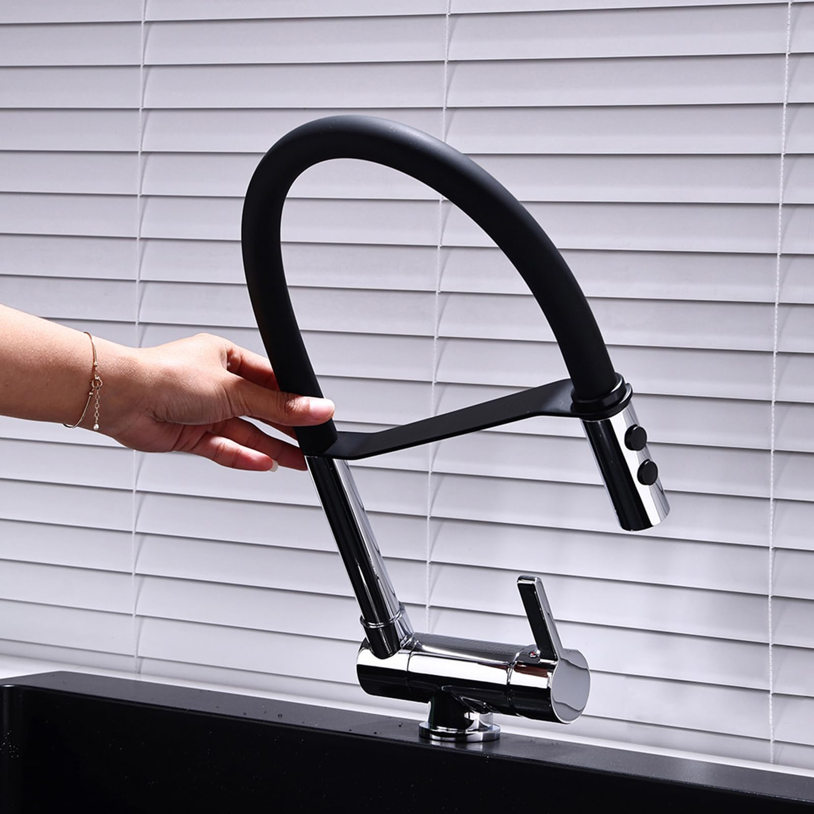 ZYCHSJXA Kitchen Tap Pull Out 2 Modes Folding Mixer Flexi Pipes 360° Swivel Sink Faucet Chrome