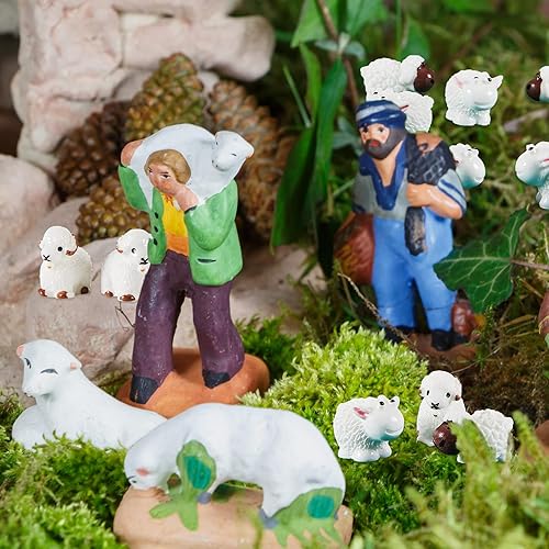 Miniatura 6 de Chunful 40 piezas de resina de ovejas micro lindas pequeñas ovejas miniatura jardín manada de ovejas decoración de paisaje ornamento de resina DIY