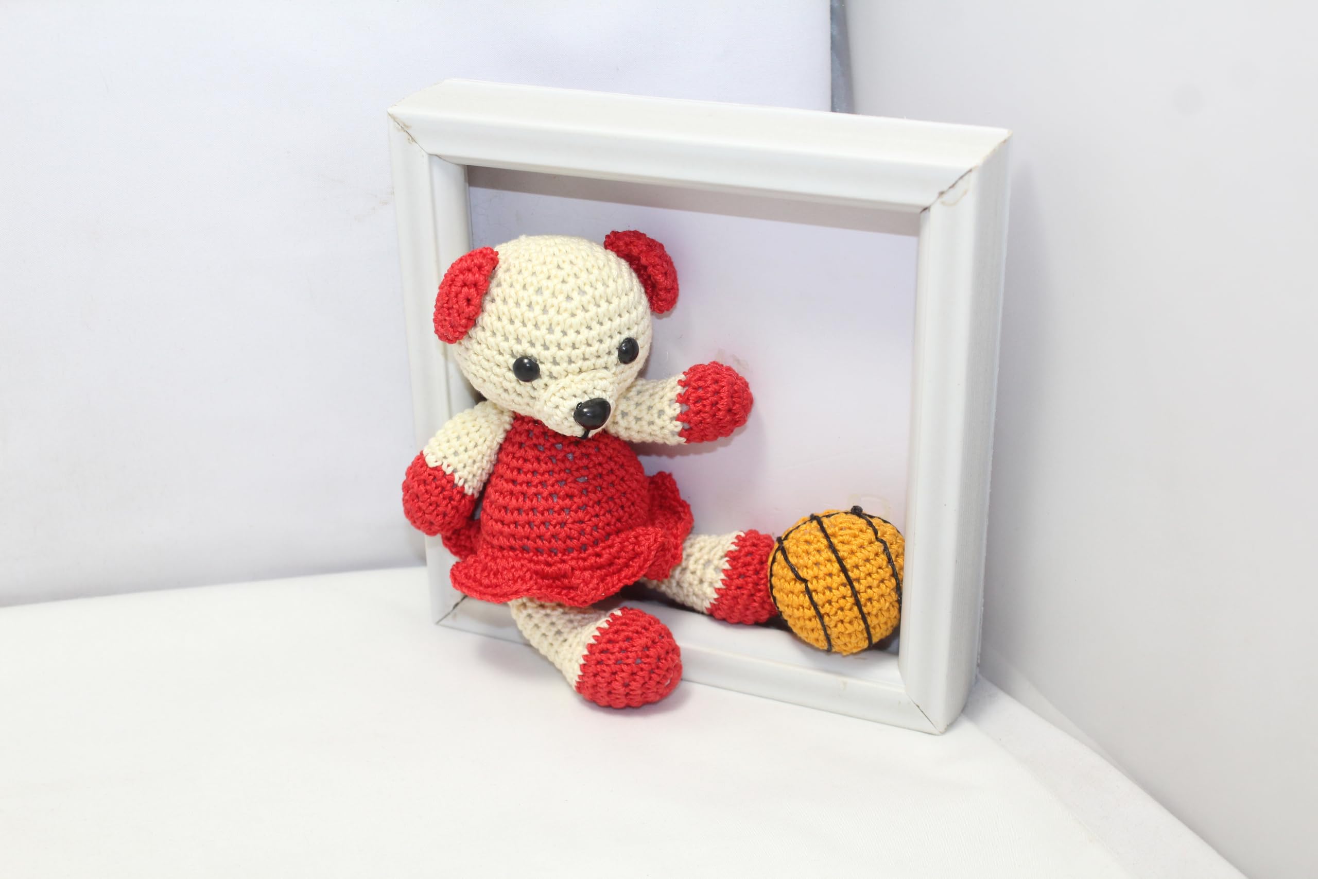 PH Artistic Crochet amigurumi toys with mult icolors balloon Frame Pattern birthday gift PHC463 1