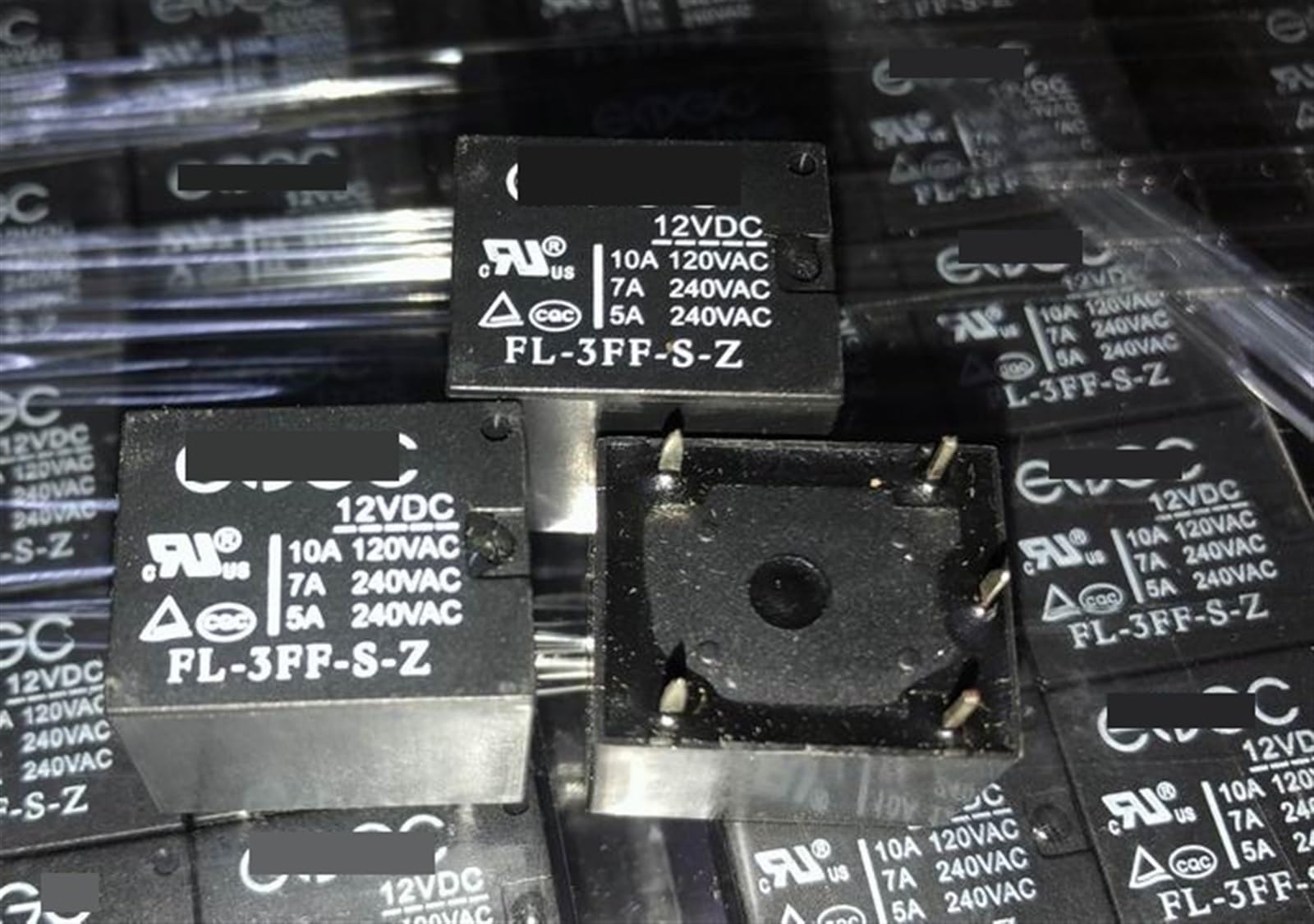 Relais 12VDC KmoNo FL-3FF-SZ T73-1C-12V pour remplacer un commutateur défectueux sur circuit