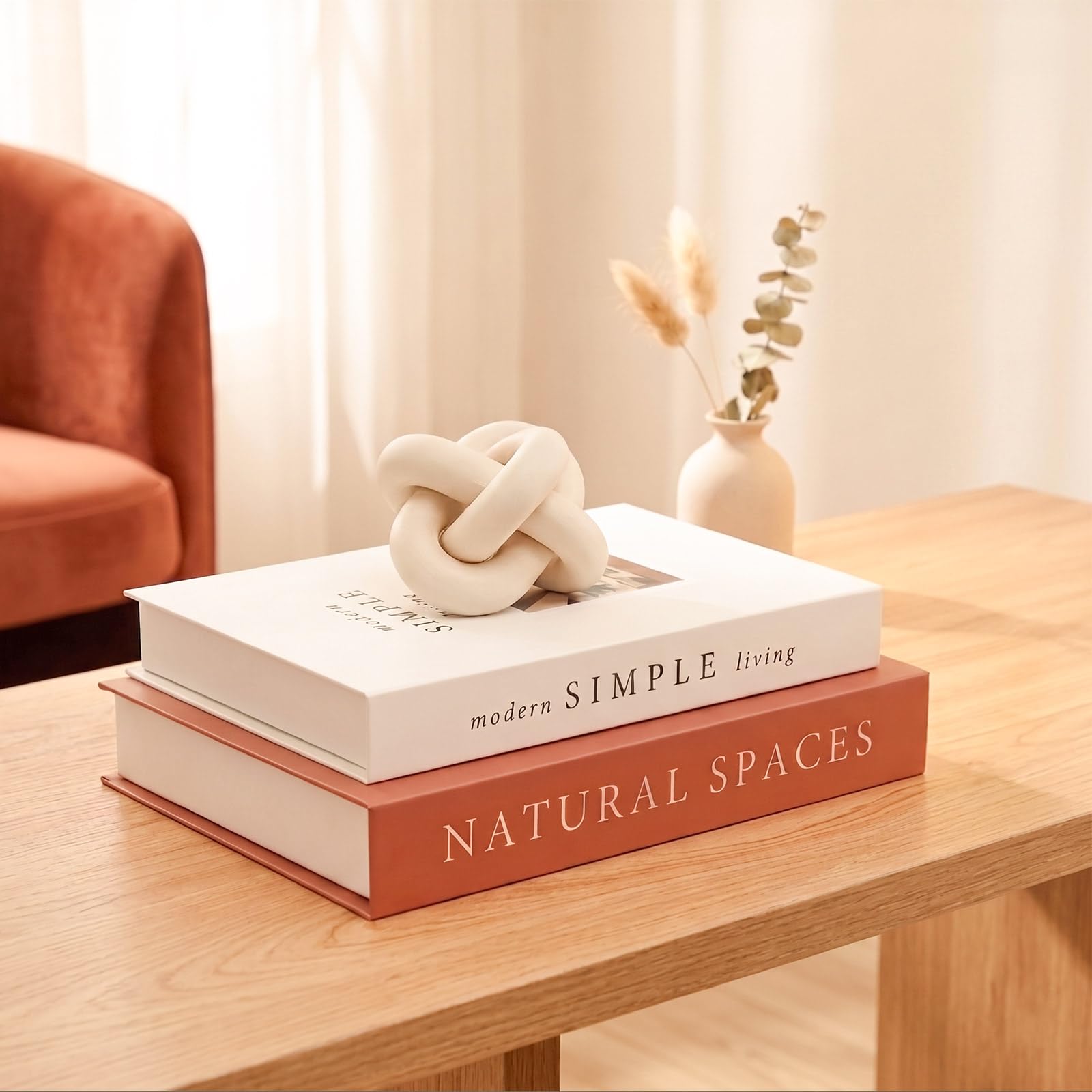 Faux livres de table basse pour une décoration de salon chic