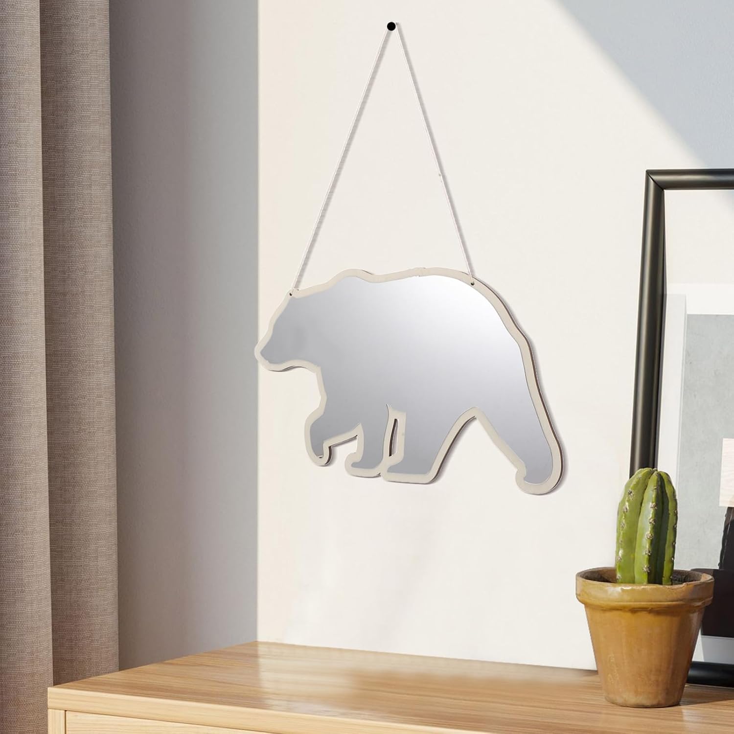 Portable Boys and Girls Mirror Cute Acrylic Vanity for Girls Bed Room Decor Boys and Makeup Mirror