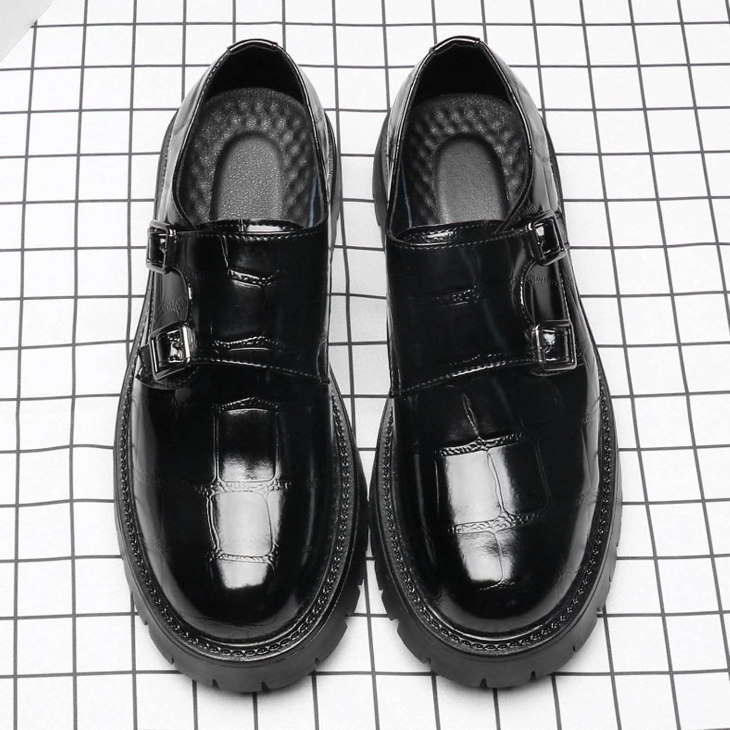 Men's Patent Leather Platform Double-Buckle Loafers Retro Leather Print Round Toe Low-Top Lug Sole Slip-On Business Dress Shoes Suitable for Casual Dating Dances