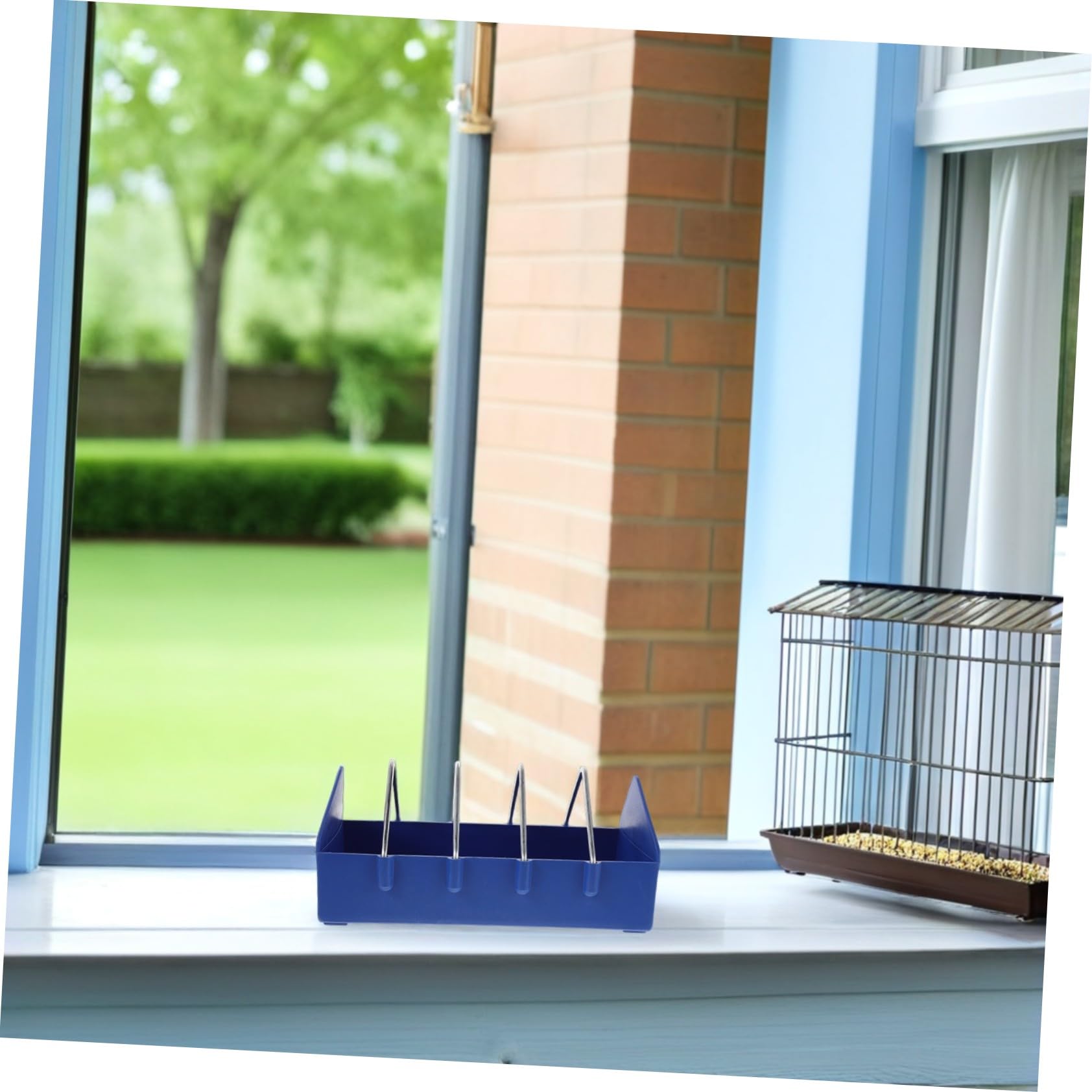 4 Bebederos Engrosados ​​para Codornices Pollitos Bebederos Comederos Reutilizables para Granjas Comederos De Plástico Azul para Aves De Corral