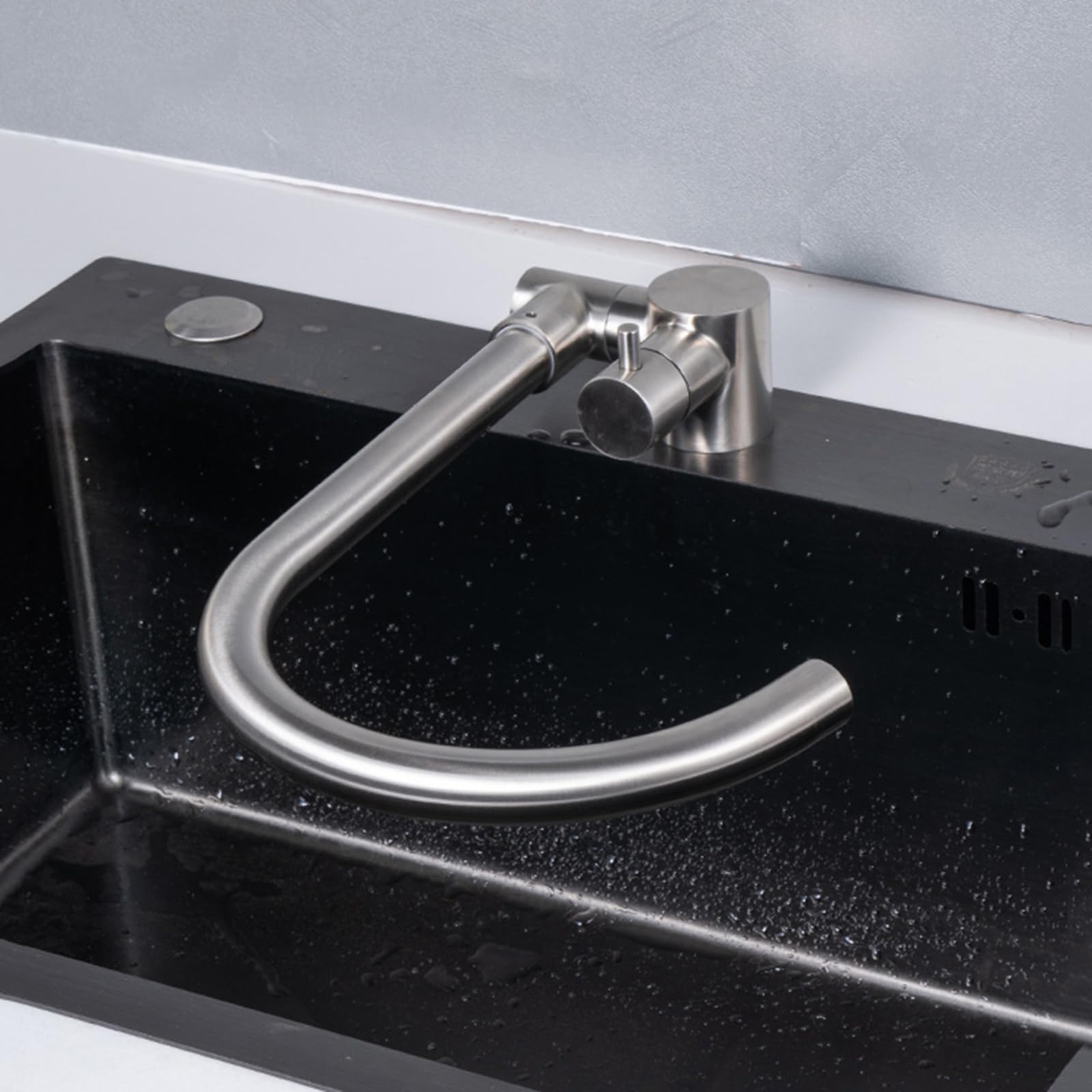 Grifo mezclador plegable de acero inoxidable cepillado con boquilla giratoria para caravana