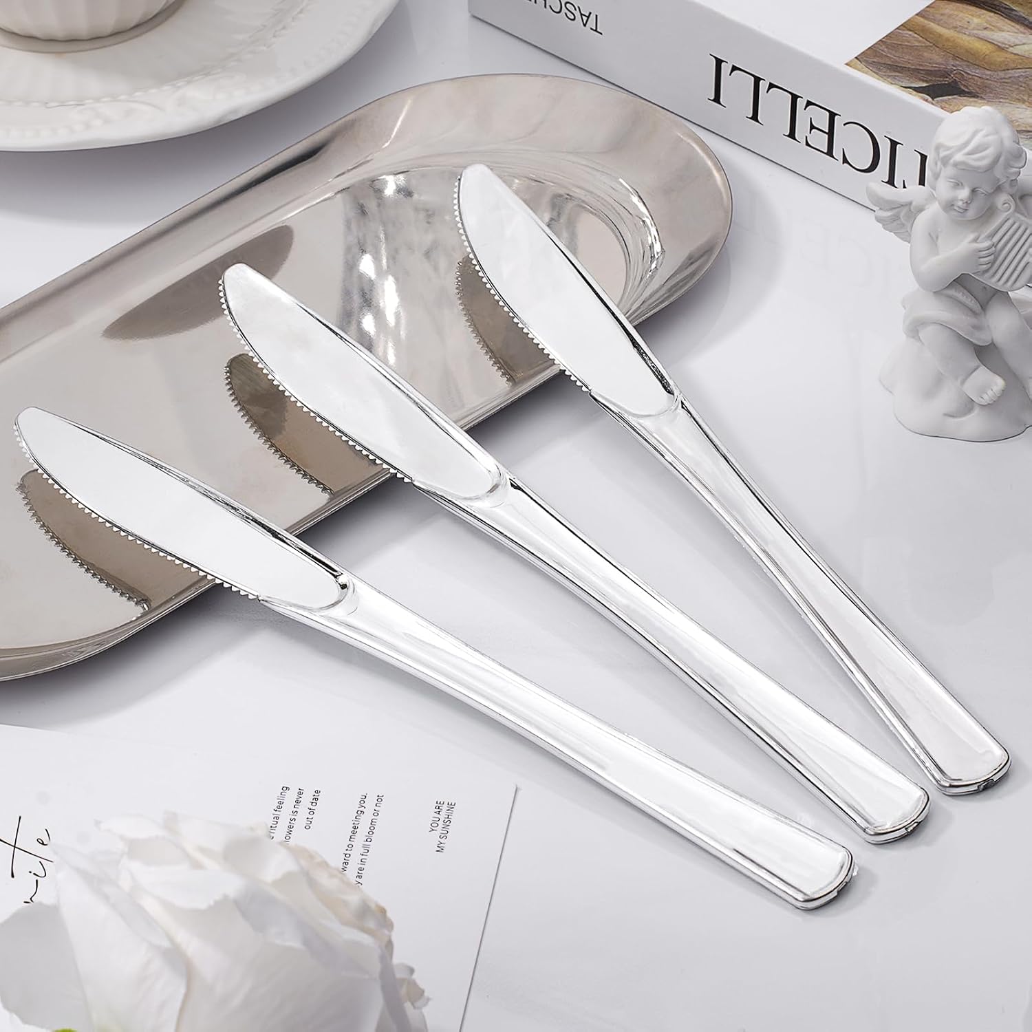 BESTVIP 100 Count Silver Plastic Knives, Solid and Durable Plastic Knives Disposable, Heavy Duty Look Like Real Cutlery, Utensils Perfect for Parties, Weddings, Christmas, Special Occasions