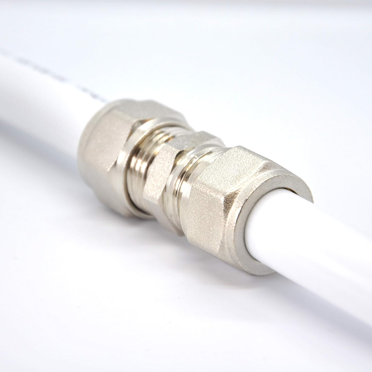 Repair Coupling for Water Underfloor Heating Pipe 16mm Pipe Fixing