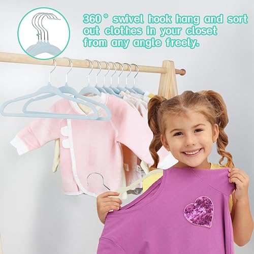 Miniatura 5 de LEMEGA Percha de terciopelo para bebé, paquete de 15 unidades, colgador de ropa de bebé con diseño de muescas, perchas ultrafinas para niños que