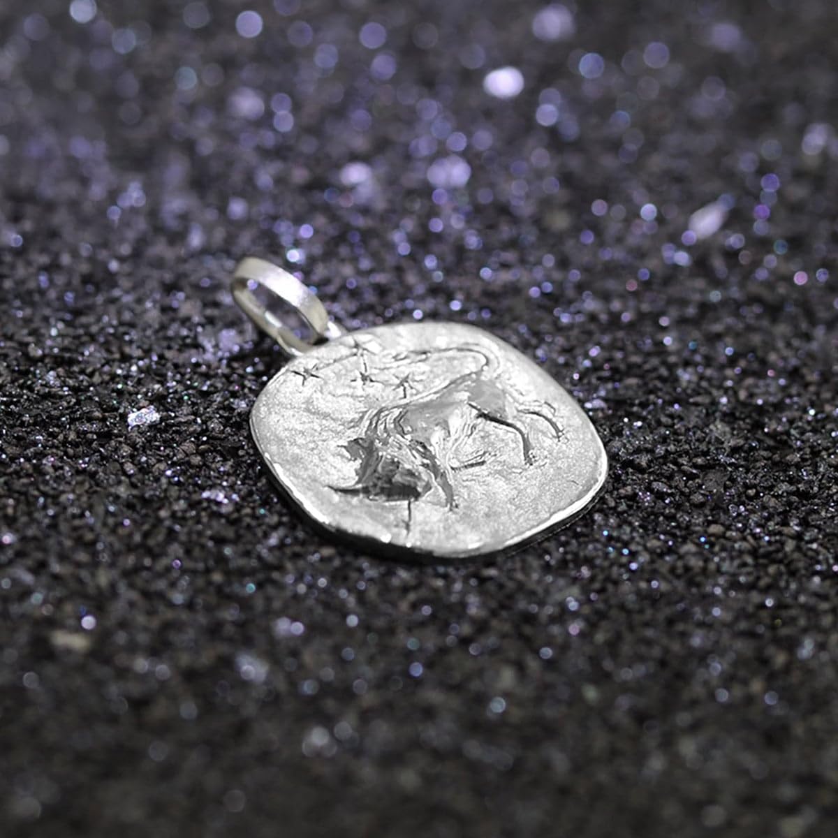 trendor Sternzeichen Stier 925 Silber Anhänger Ø 16 mm 21218-05 | wunderschönes Schmuckstück für Damen und Herren, elegante Geschenkidee