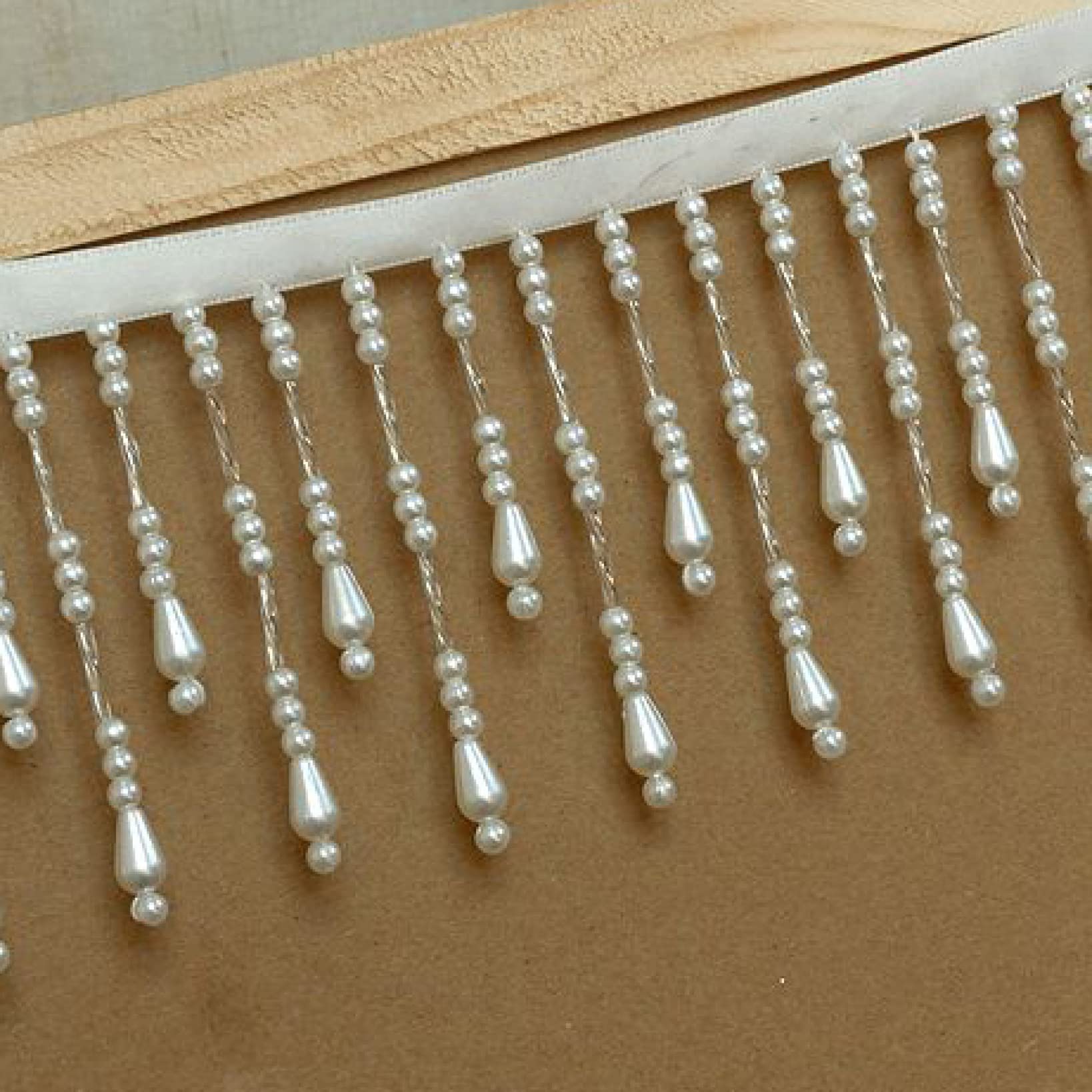 1 Yards Spitzenbesatz mit Perlen und Quasten | Hochzeitskleid, Vorhang, Lampenschirme, Dekoration, hängende Perlen, Anhänger, Band, Fransen