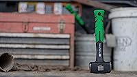 Vista 3 de Martillo y mazo de Hooyman con construcción resistente, mango ergonómico antideslizante con empuñadura en H, núcleo de fibra de vidrio, acero
