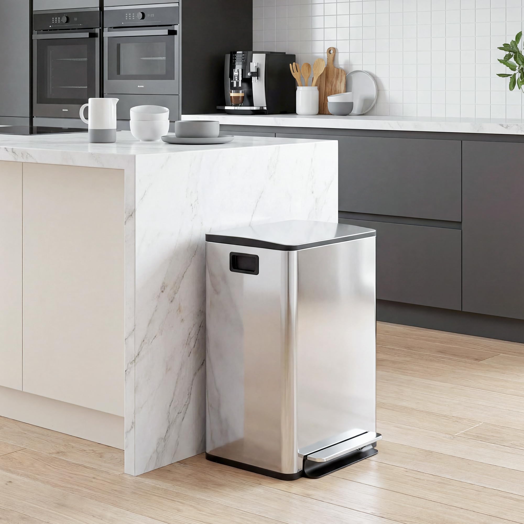 HOMCOM Pattumiera Differenziata 2 Scomparti 20L da Cucina a Pedale, Cestino Spazzatura con Coperchio a Chiusura Silenziosa in Acciaio Inox e PP, 41.8x36.7x58 cm, Argento