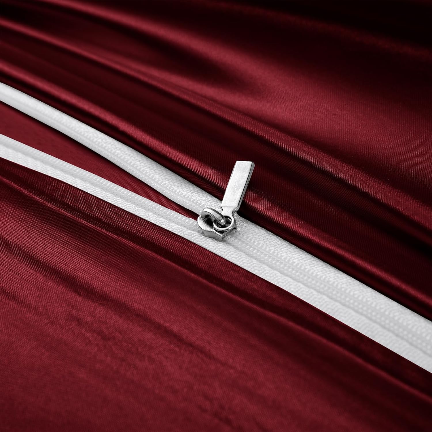 P Pothuiny 5 Pieces Satin Pintuck Duvet Cover Set, Silky Like Burgundy Pinch Pleat Duvet Cover Full/Queen Size Luxury Bedding Set with Corner Ties, 2 Pillow Shams + 2 Pillowcases (No Comforter)