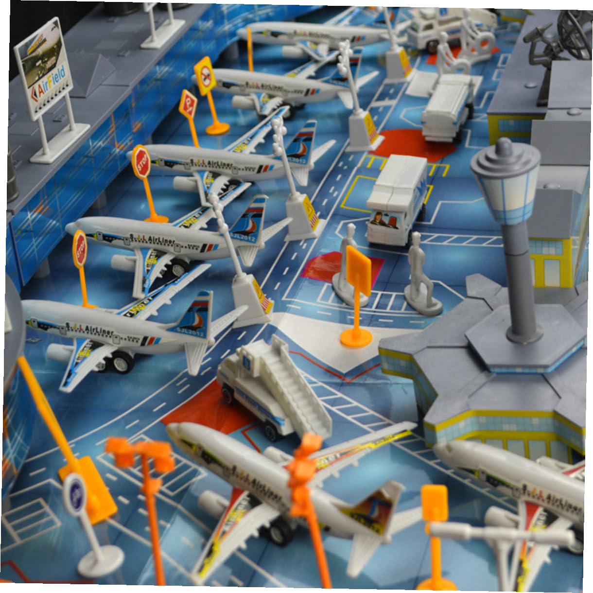 Set Scena Aeroporto Giocattolo Educativo Aerei Giocattolo in Pvc Stimola Immaginazione per Ragazzo Ragazza
