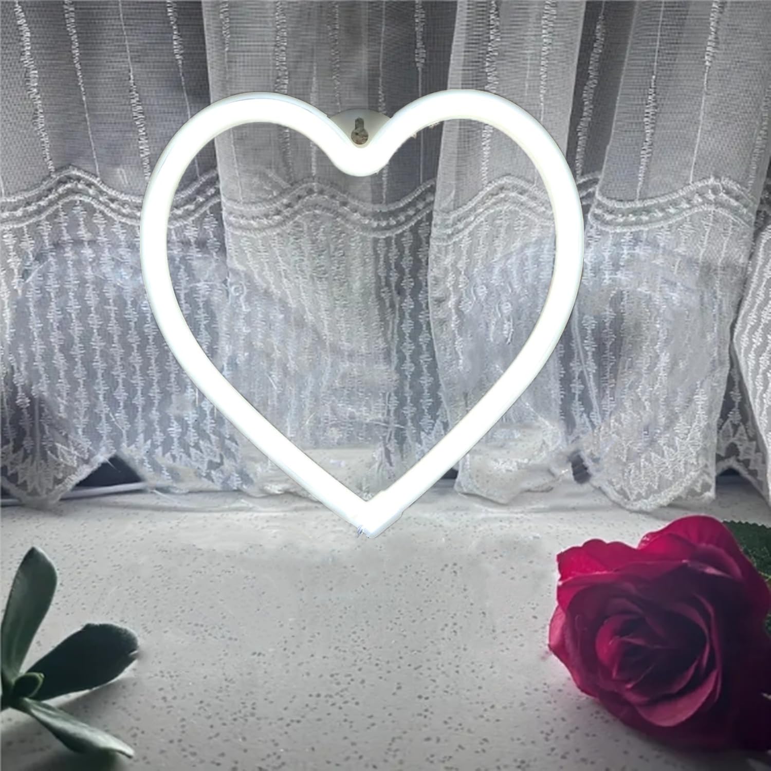 アンファンハートライト♡♡ Amazon.co.jp : ハートネオンライト、壁装飾用LEDハート型ライト