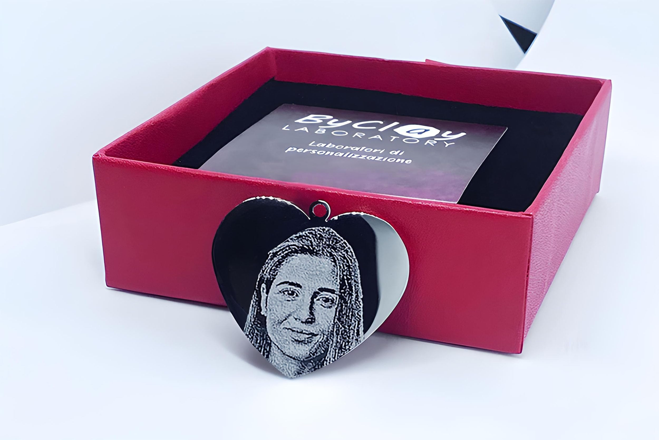 Collar Corazón con Foto Grabada | Medalla Personalizada para Mujer | Acero Inoxidable con Imagen y Texto en el Reverso | Joya Regalo con Fotograbado en Forma de Corazón
