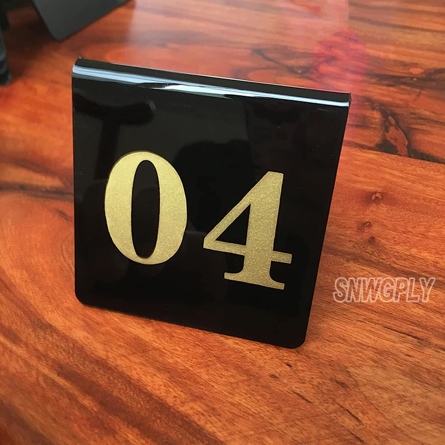 Table Number Signs 1-100, Place Cards Double-Side Numbers, Signs Plates Tent Style 8x8cm, Easy to Stack Up, Acrylic Table Numbers for Weddings Receptions Table Cards (Color : 1 to 50, Size :