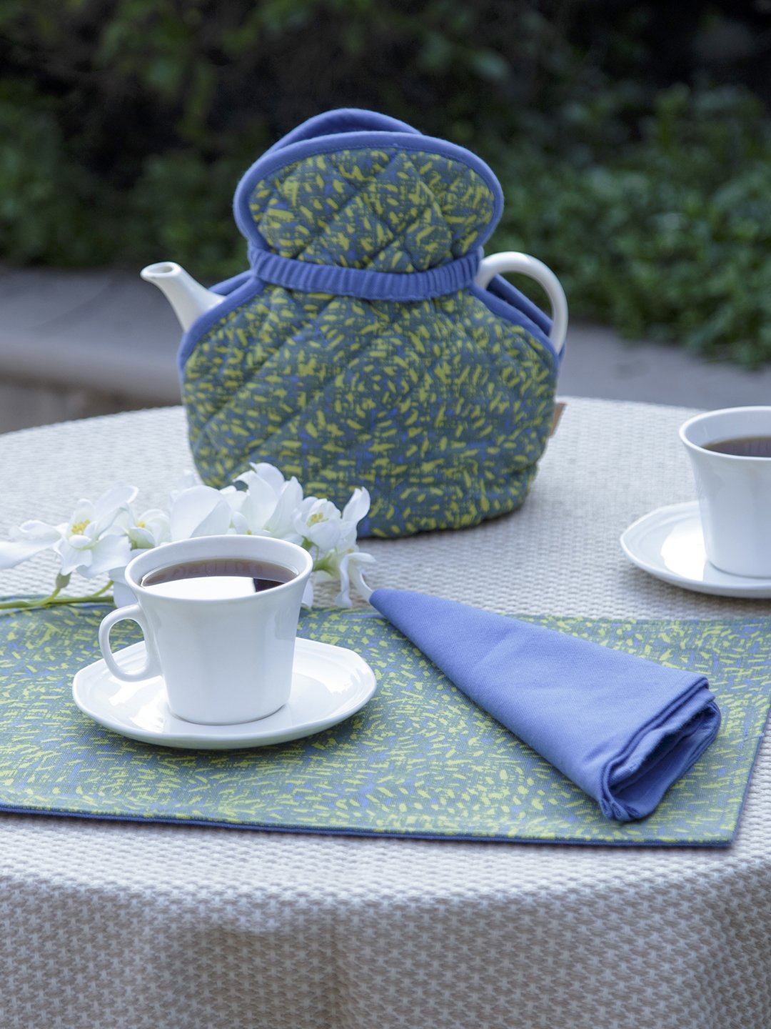 masparGeneric Sienna Gracious Blue Tea Cozy 1 Pc,Tray Cloth 1 Pc and Set of 6 Napkin