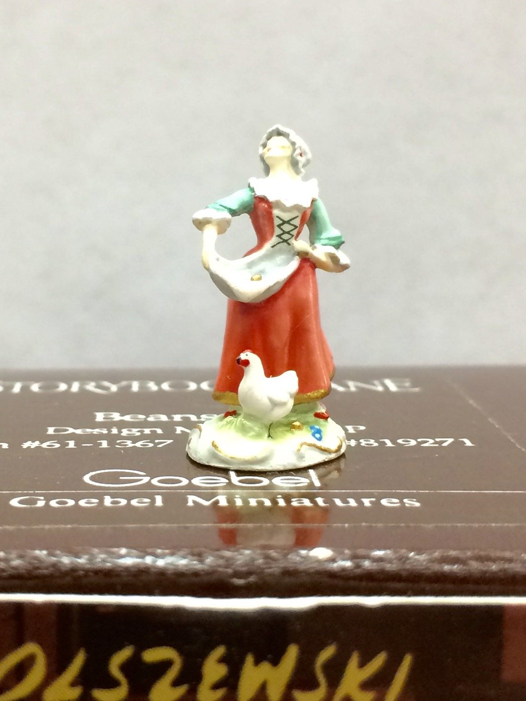 Robert Olszewski Goebel Miniatures"Jack's Mother" Storybook Lane Collection