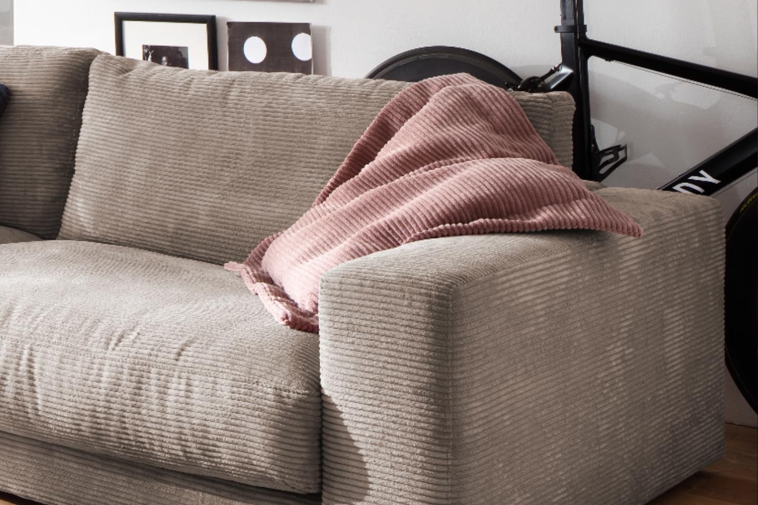 KAWOLA - 3-Sitzer Sofa Madeline - Modernes Design, XXL Couch Big Sofa, Komfortables Relaxsofa - Taupe, Polyester