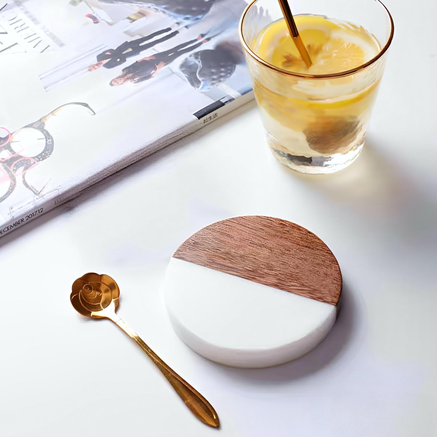 I-LAN 8-Pack Marble and Acacia Wood Coasters, 4-Inch Round Modern Drink Coaster Set for Coffee Table & Bar, Rustic Home Decor & Housewarming Gift, Furniture Protection for Coffee Mugs & Wine Glasses
