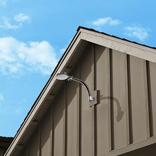 Miniatura 5 de TIERONE Brazo de montaje de extensión de luz de área, poste de montaje de acero resistente para granero al aire libre, luz de seguridad, bronce