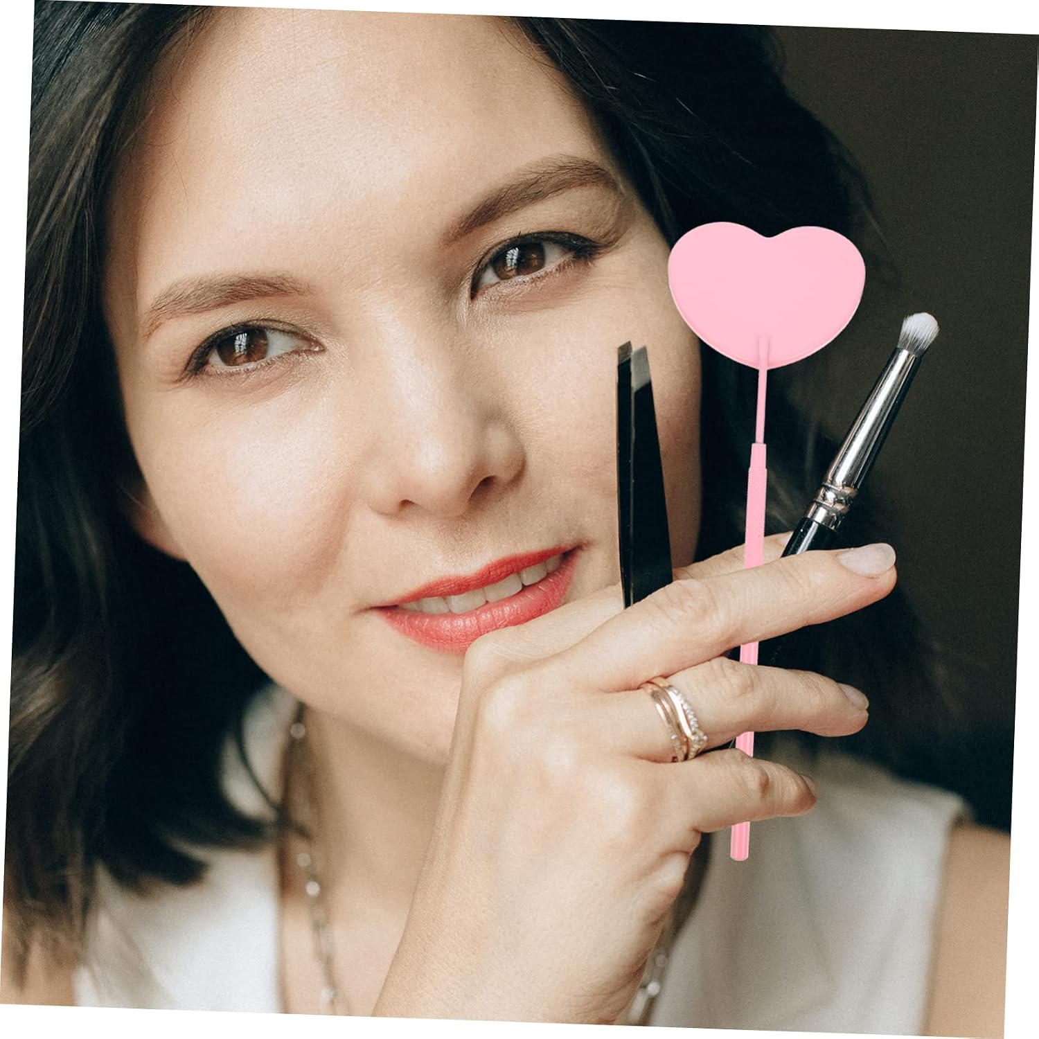 Eyelash Extension Inspection -Shaped Stainless Steel Lash Mirror for Professional Makeup Artists Portable and Lightweight Eyelash Tools for Accurate Application