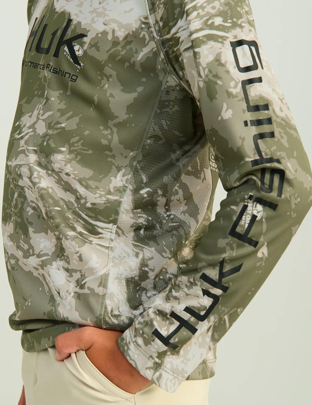 HUK Pursuit - Camiseta de manga redonda para niño, diseño de camuflaje
