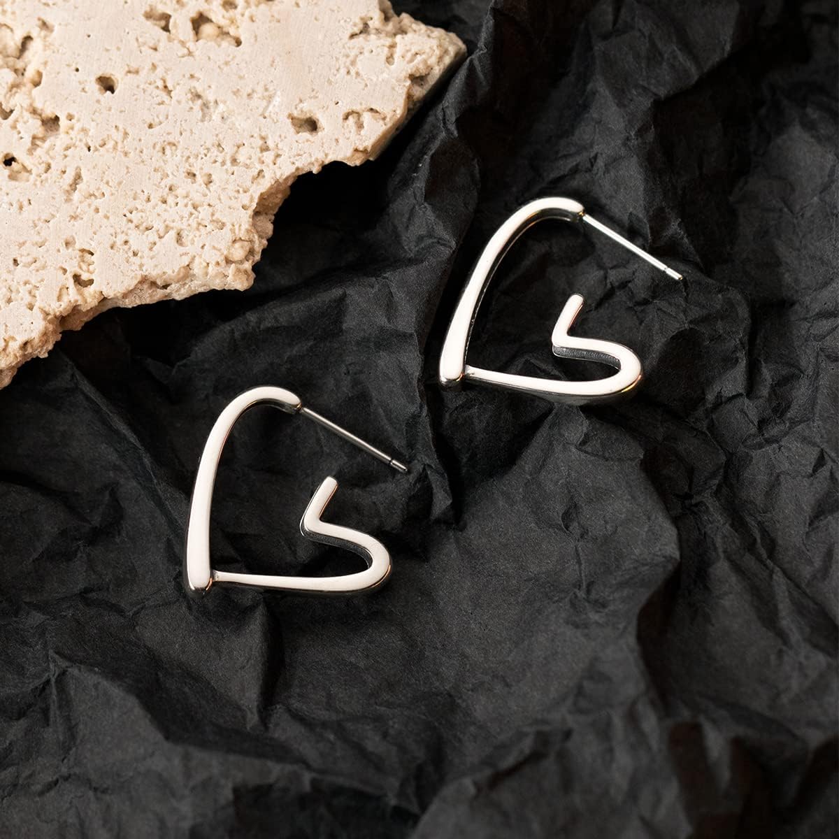 SLUYNZ Sterling Silver Heart Hoop Earrings for Women Love Heart Hoop Earrings Studs
