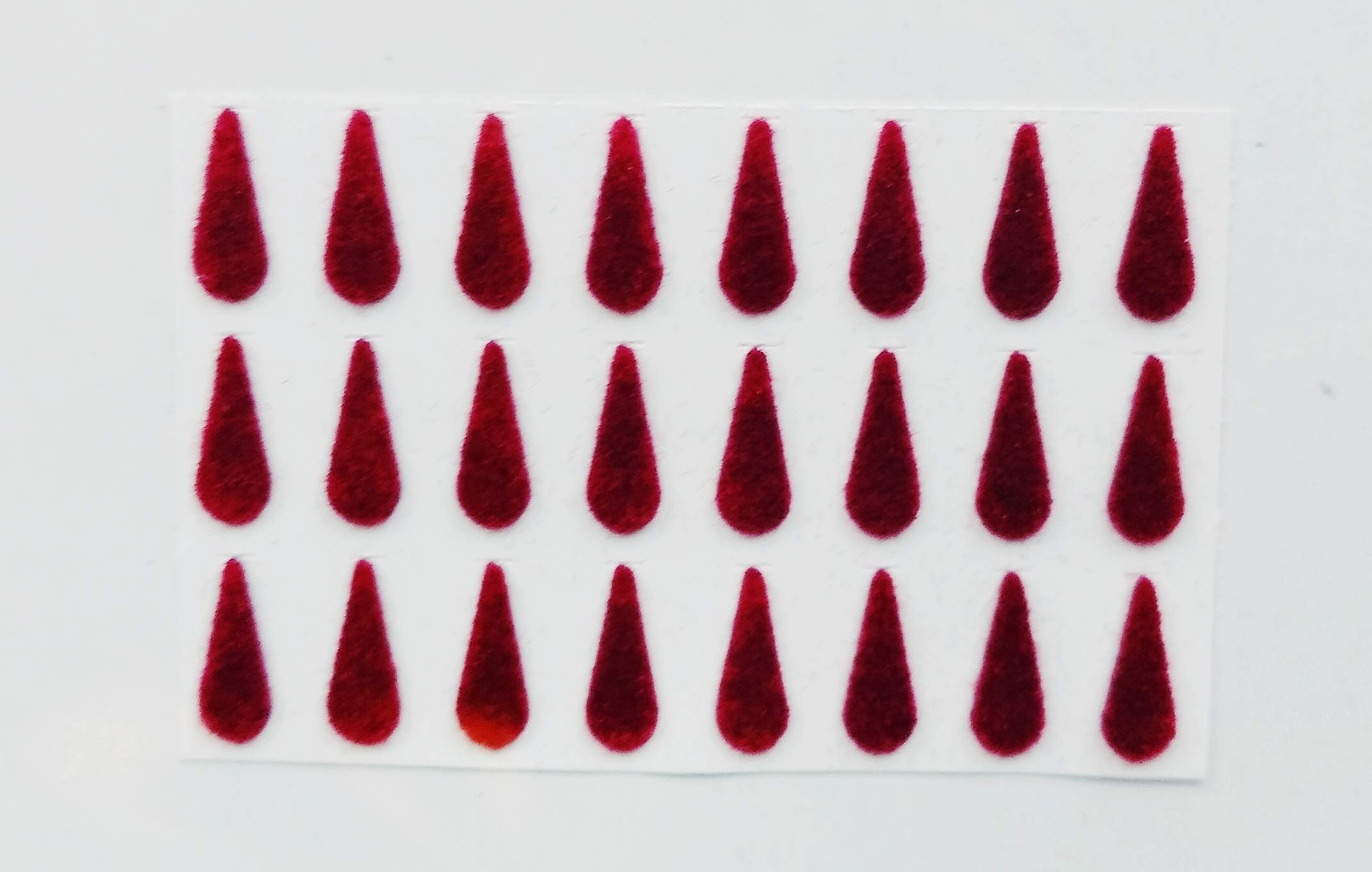 EYETEXPallavi G12 Maroon bindis(pack of 10 flaps)