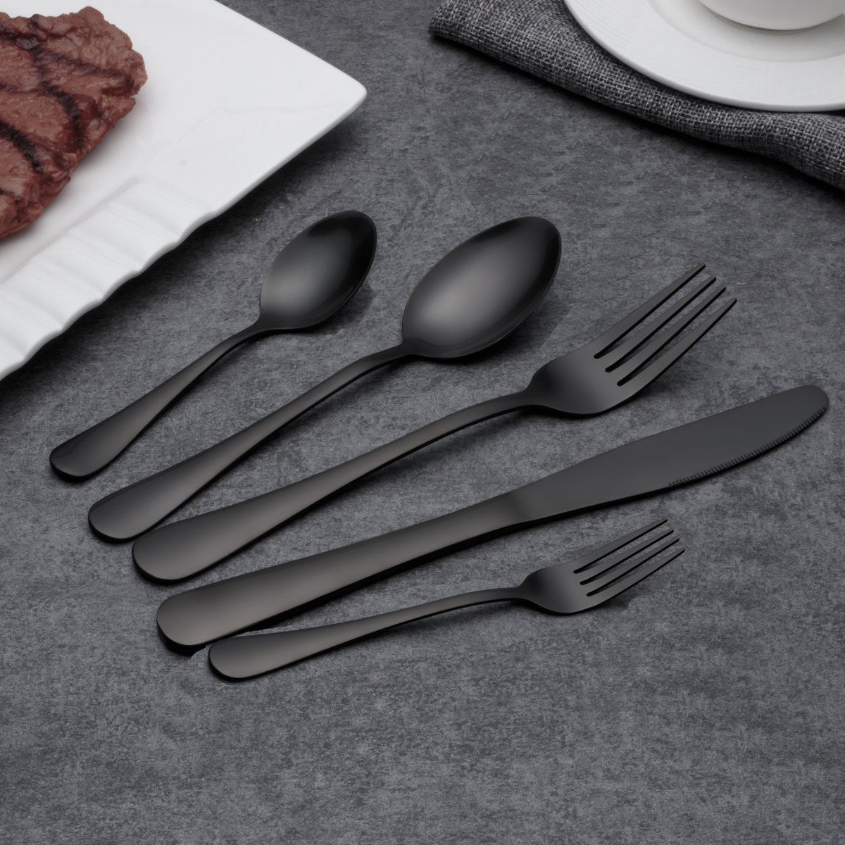 Berglander Ménagère noire en inox, 30 pièces couverts, couverts en titane noir, service pour 6 personnes (noir brillant)