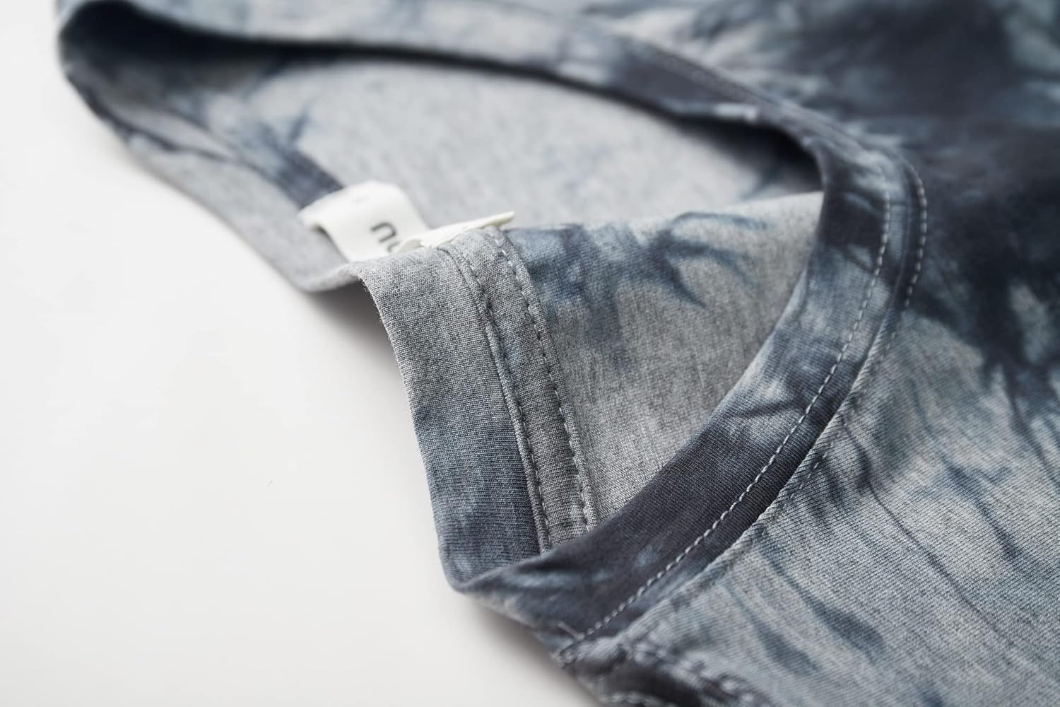 KLIEGOU Mens Hipster Hip Hop Ripped Round Hemline Pattern Print T Shirt - Image 3