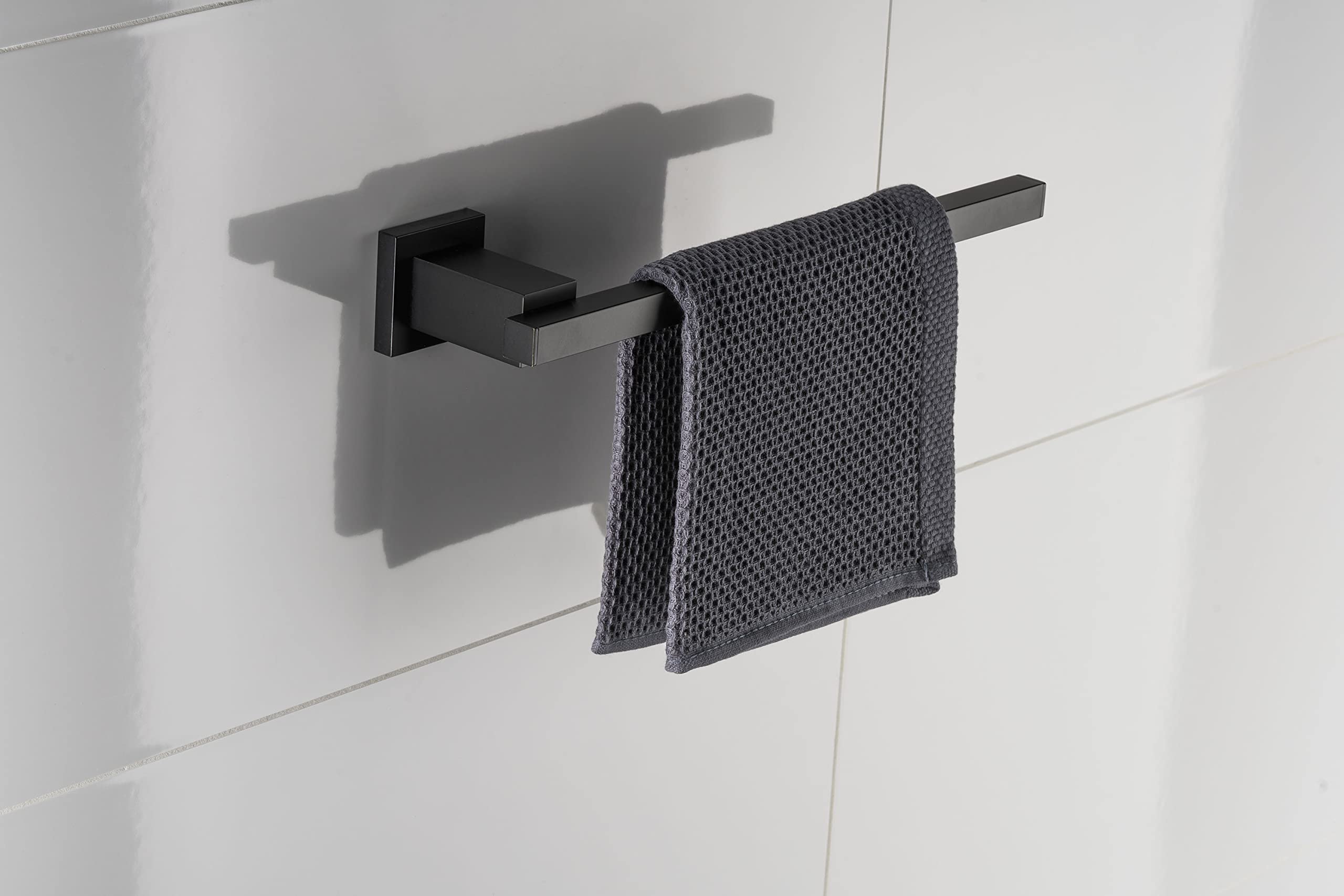 270S1-B Toallero de Pared 32cm | Soporte para Toallas y Paños de Cocina o Baño | Diseño Moderno y Elegante, Latón Cromado Negro Mate
