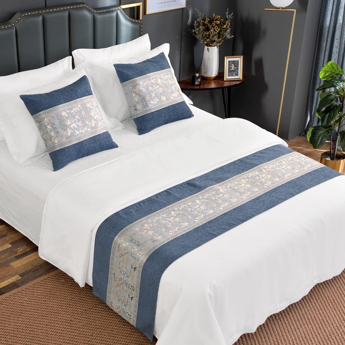 AMBERIS Chenille Bed Runner, Durable Decorative Bed Scarf for Home and Hotel (Pillowcases sold separately)
