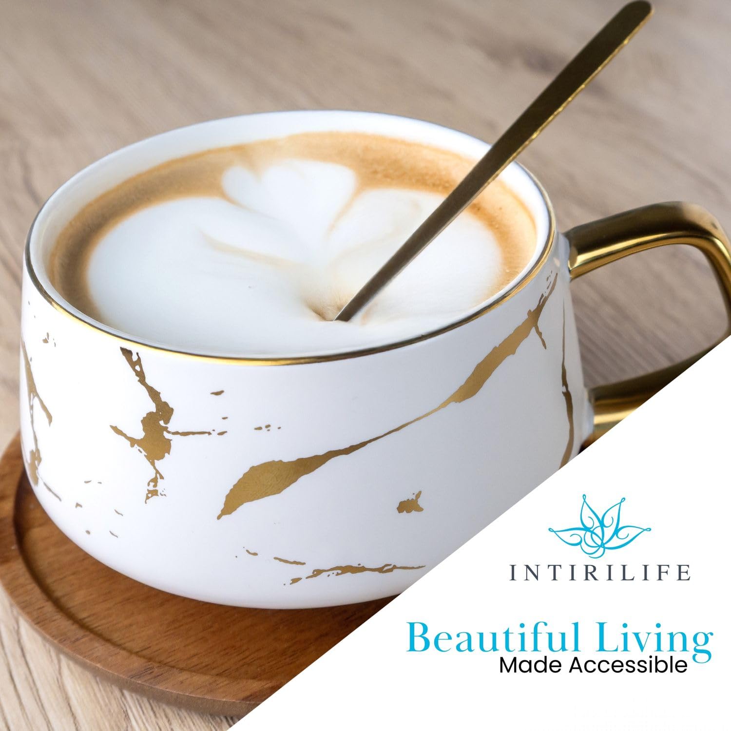 INTIRILIFE Tassen Set 4er – Keramiktassen im Marmor Design Weiß mit Gold – 200 ml bis 300 ml – Kaffeetassen mit Holzuntersetzer – Teetassen Geschenkidee für Kaffee Tee Kakao Milch-Trinkbecher
