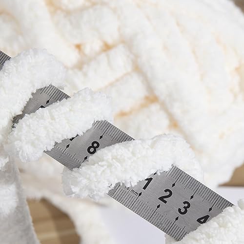 Miniatura 4 de MABOZOO Paquete de 2 hilos gruesos para tejer a ganchillo, hilo de felpilla blanco esponjoso jumbo, hilo de felpa suave voluminoso, hilo gigante