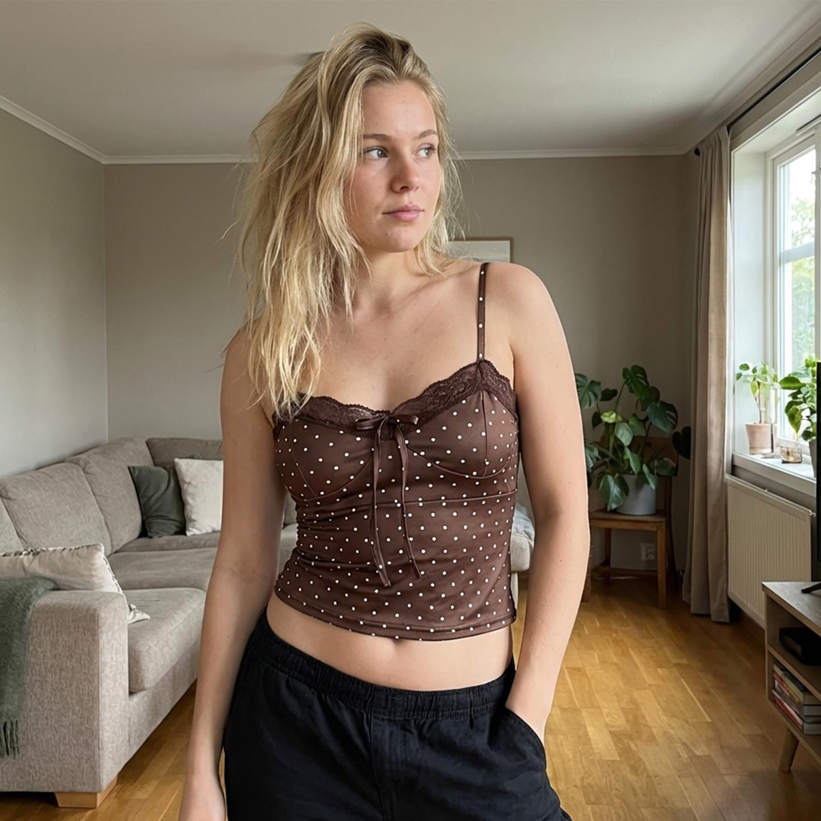 Sexy outfit Damska Y2K w kropki z koronkowym wykończeniem Top na ramiączkach V dekolt Spaghetti pasek Dopasowana krótka koszulka Lato Casual Wyjściowe top