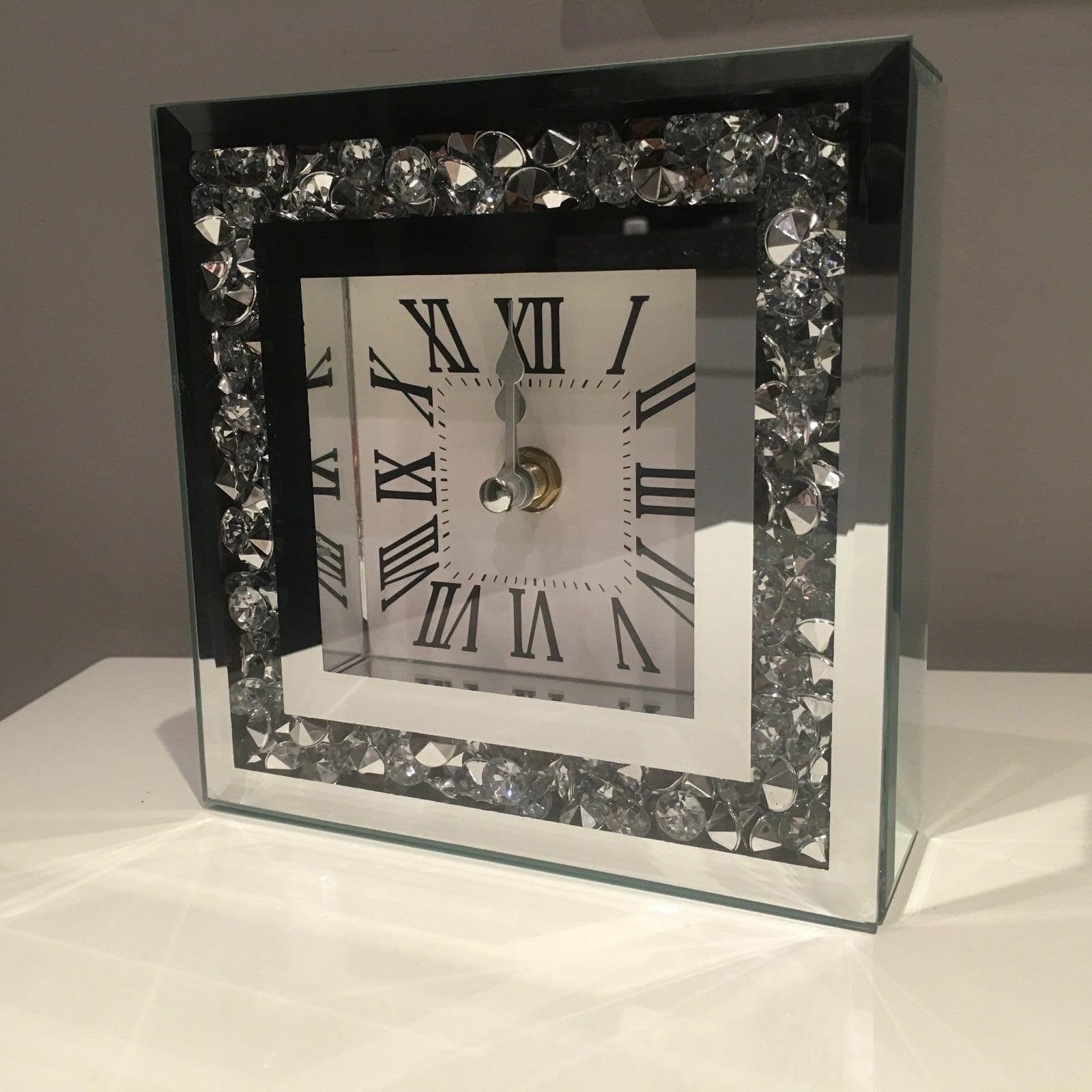 Fizporium Crystal Border Mantel Clock, Loose Diamante Mantle Clock, Glass Mantel Clock, Diamante Wall Clock Silent For Home Office Living Room Bedroom Decoration