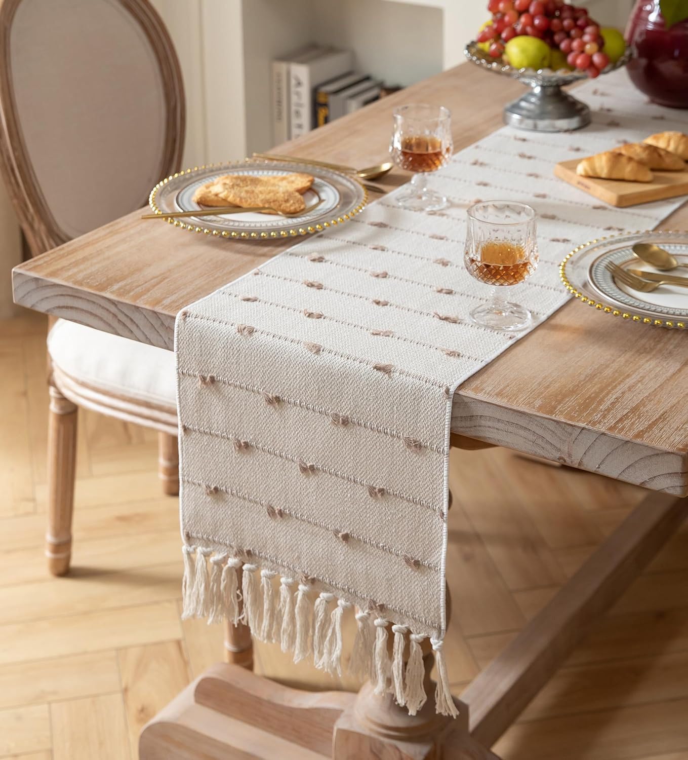 Elegant Cotton Table Runner - White -5