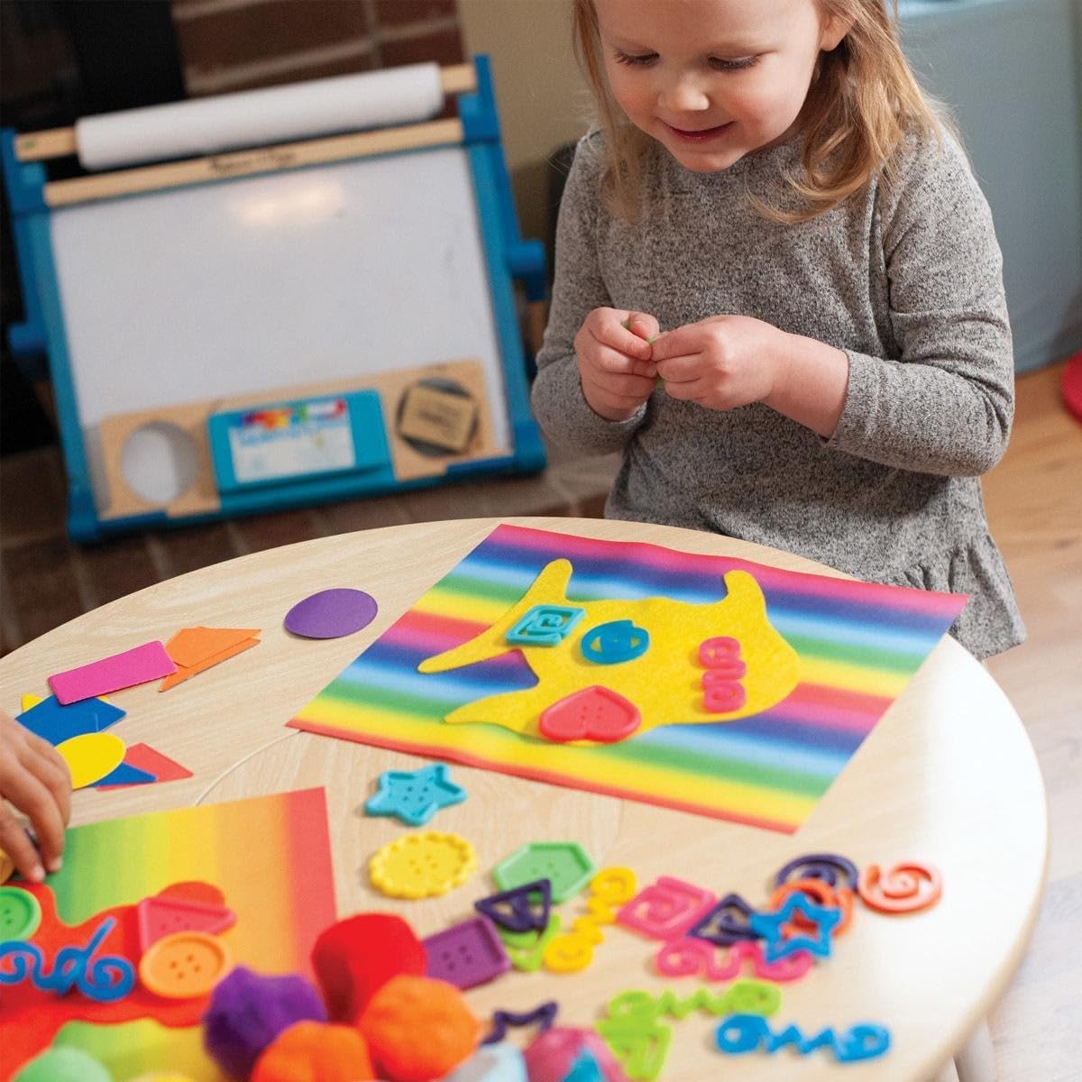 Kaplan Early Learning Company Roylco Toddler Creative Open-Ended Art Kit